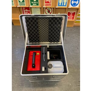 Transportkasse m/skuminnredning - Røykmaskin FT-200